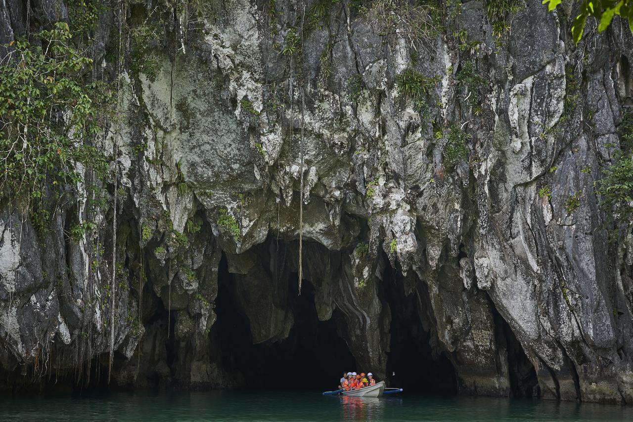 Отель The Legend Palawan Пуэрто-Принцеса Экстерьер фото